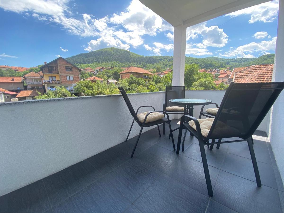 Sunset Delux Apartment Visoko Kültér fotó